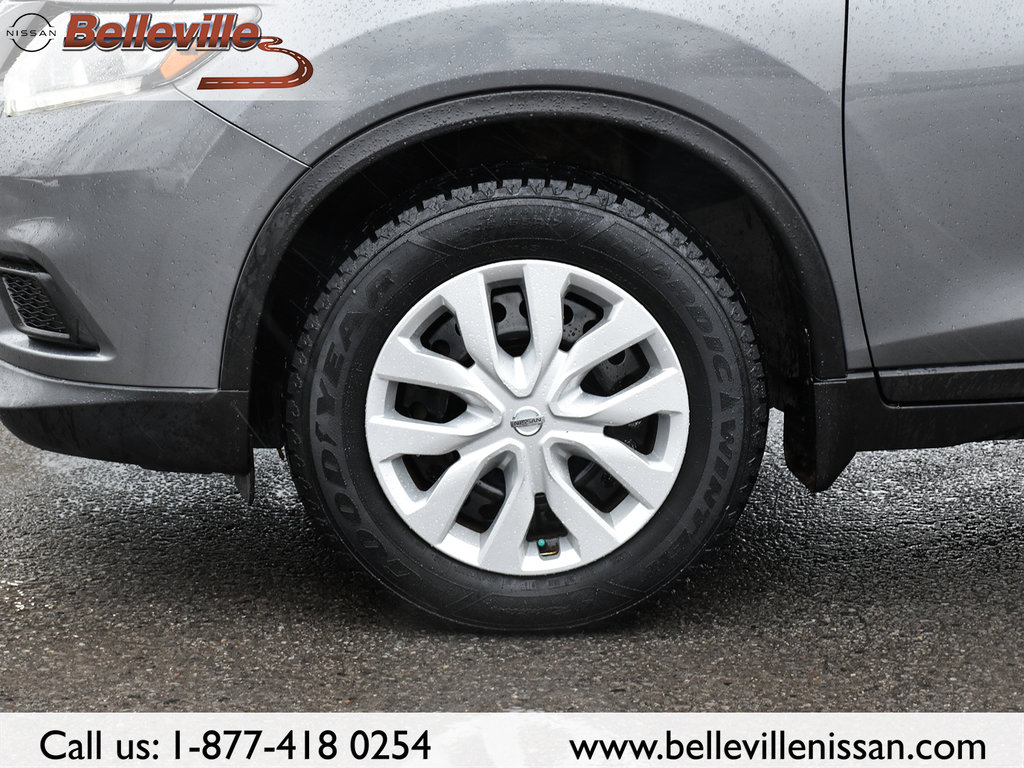 2016 Nissan Rogue in Belleville, Ontario - 4 - w1024h768px