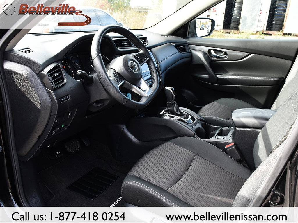 2020 Nissan Rogue in Belleville, Ontario - 13 - w1024h768px