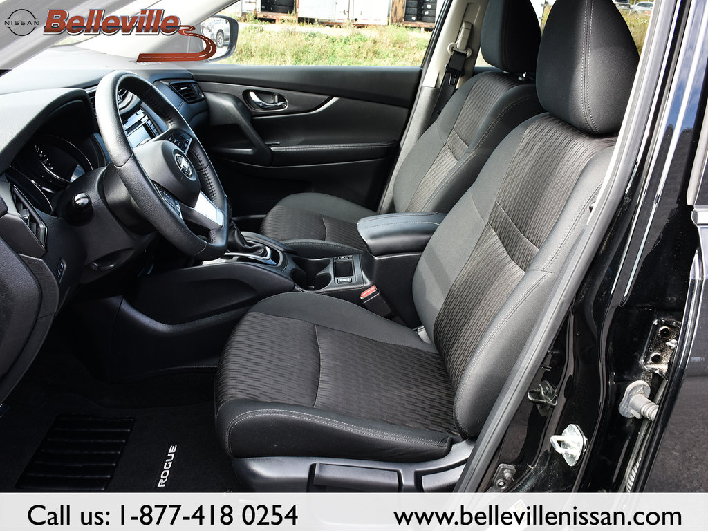 2020 Nissan Rogue in Belleville, Ontario - 12 - w1024h768px