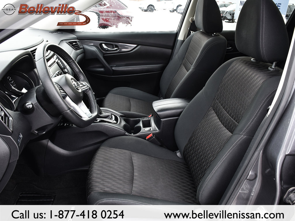 2020 Nissan Rogue in Belleville, Ontario - 12 - w1024h768px