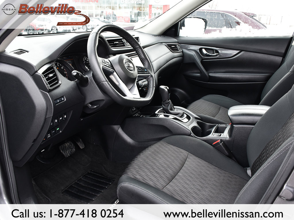 2020 Nissan Rogue in Belleville, Ontario - 13 - w1024h768px