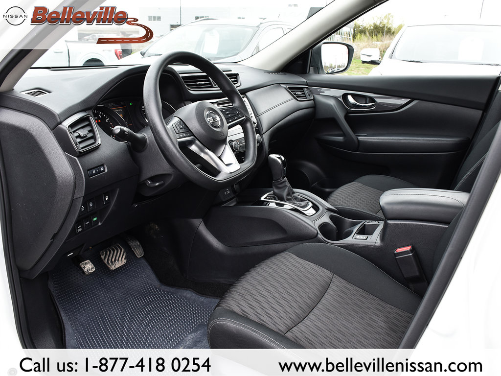 2020 Nissan Rogue in Belleville, Ontario - 13 - w1024h768px