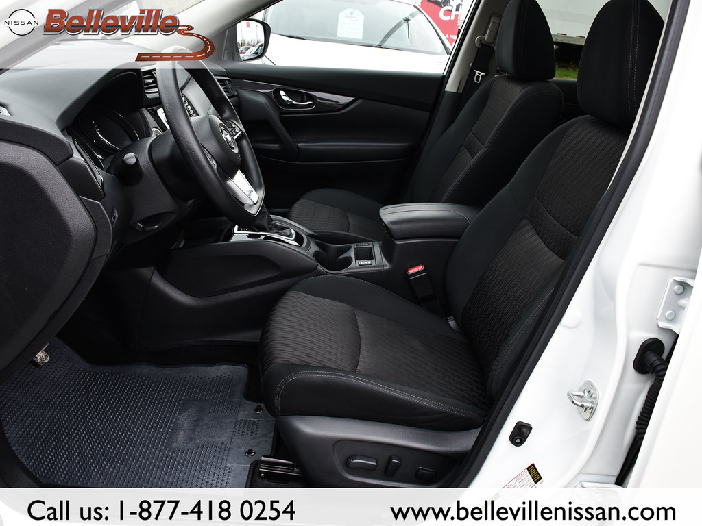 2020 Nissan Rogue in Belleville, Ontario - 12 - w1024h768px