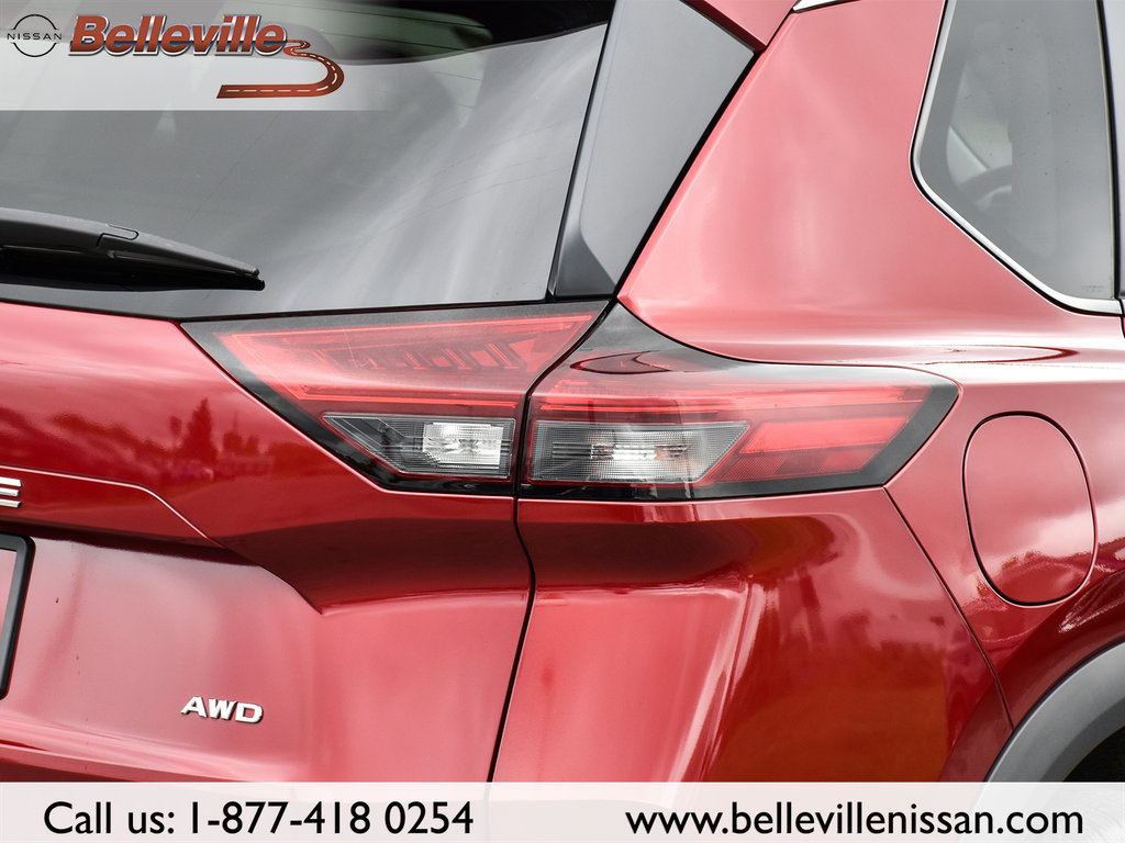 2021 Nissan Rogue in Belleville, Ontario - 9 - w1024h768px
