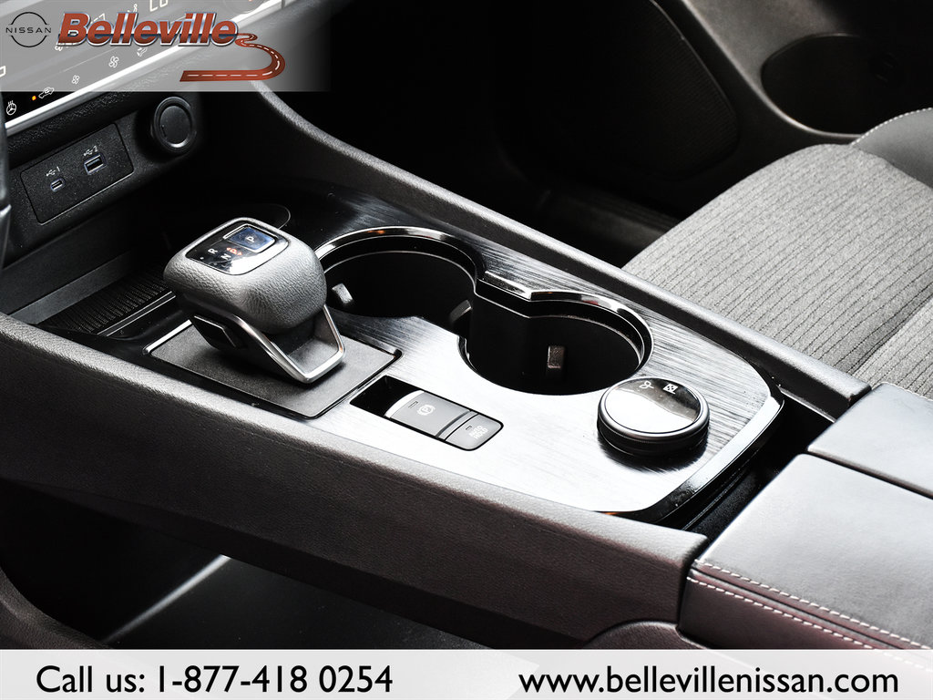 2022 Nissan Rogue in Belleville, Ontario - 11 - w1024h768px
