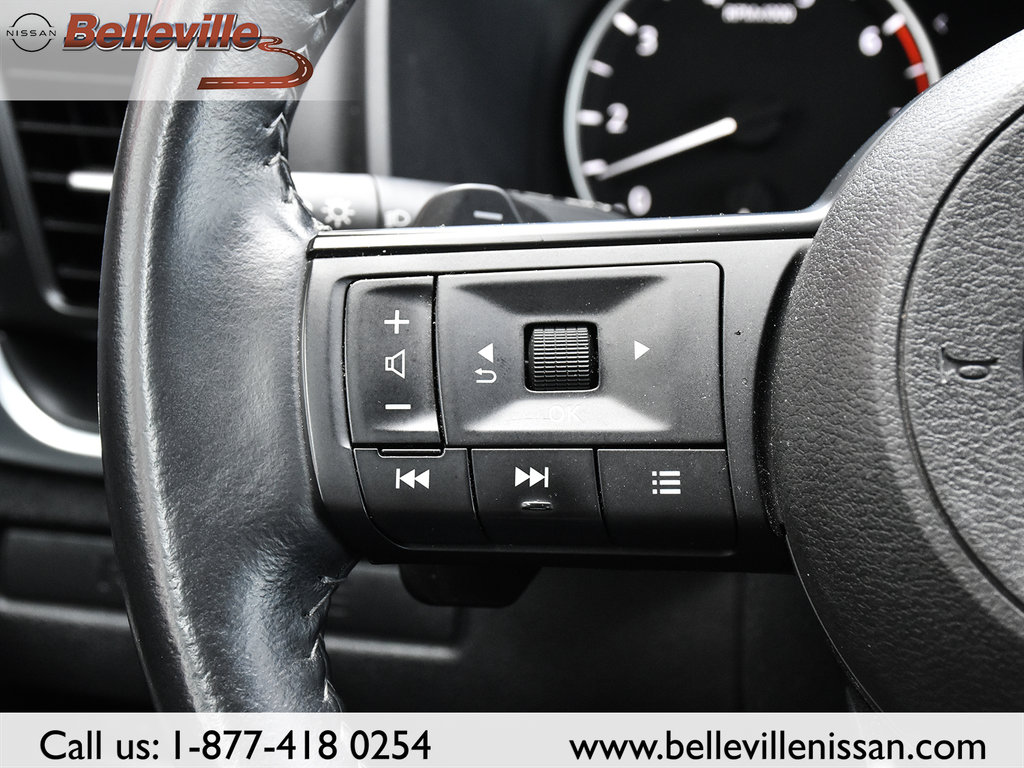 2022 Nissan Rogue in Belleville, Ontario - 24 - w1024h768px