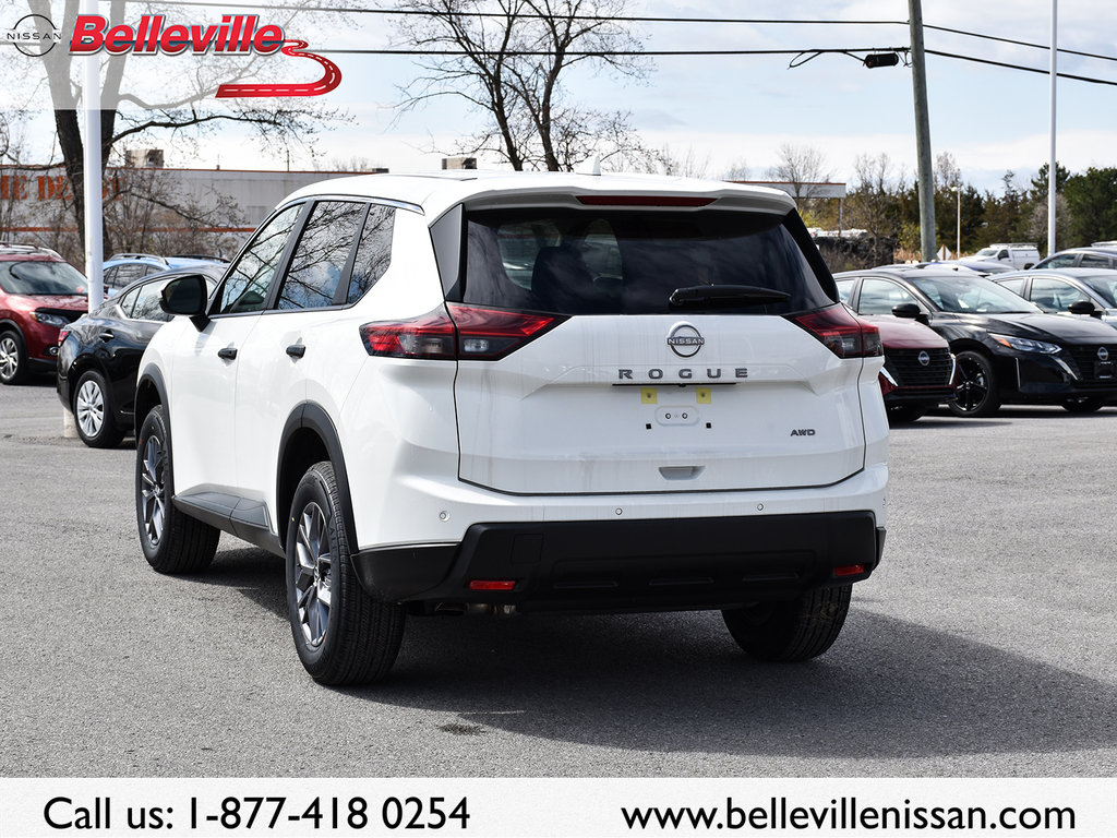 2024 Nissan Rogue in Pickering, Ontario - 4 - w1024h768px