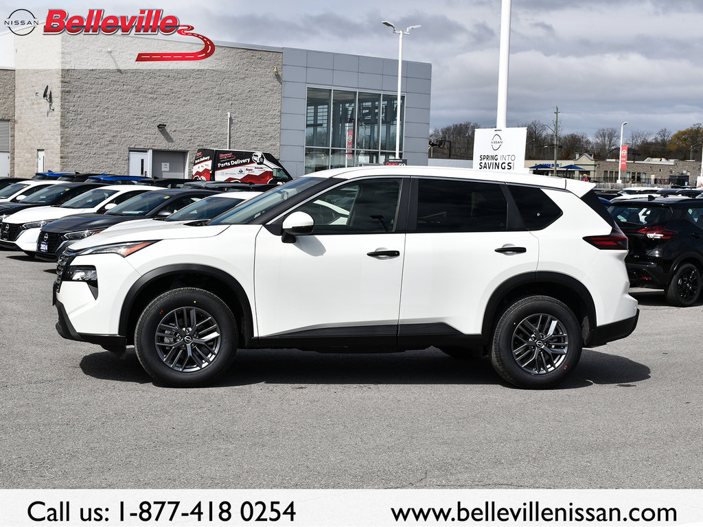 2024 Nissan Rogue in Pickering, Ontario - 3 - w1024h768px