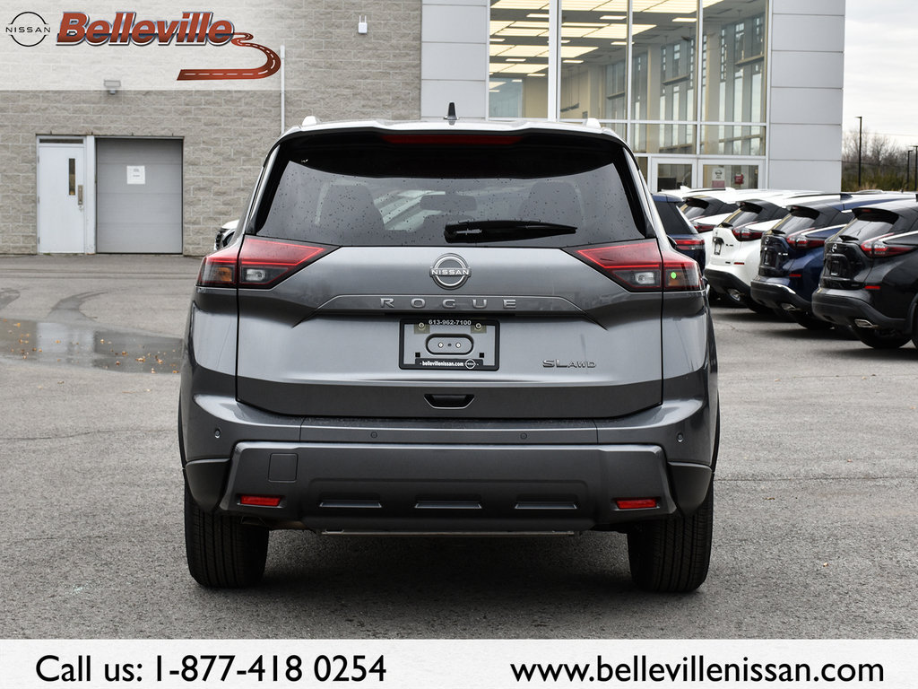 2024 Nissan Rogue in Pickering, Ontario - 7 - w1024h768px