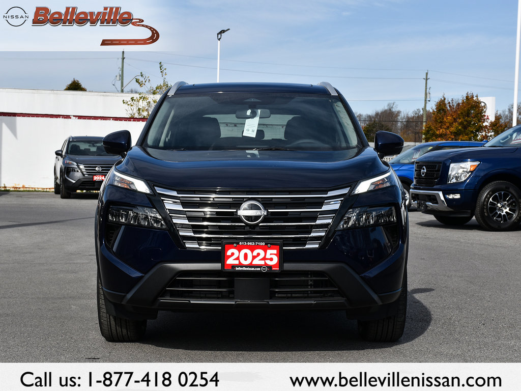 2025 Nissan Rogue in Pickering, Ontario - 3 - w1024h768px