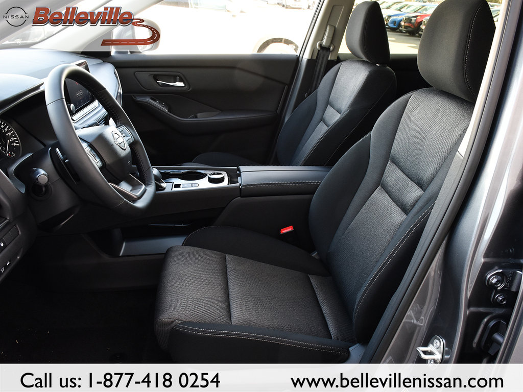 2025 Nissan Rogue in Pickering, Ontario - 12 - w1024h768px