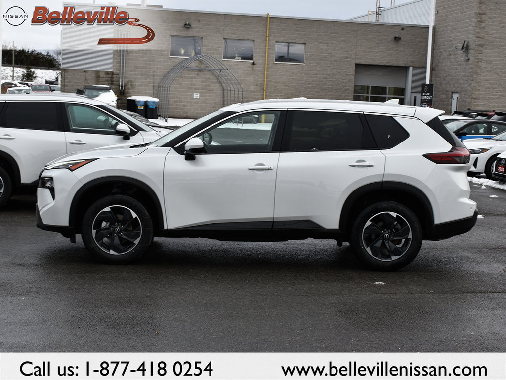 2025 Nissan Rogue in Pickering, Ontario - 5 - w1024h768px