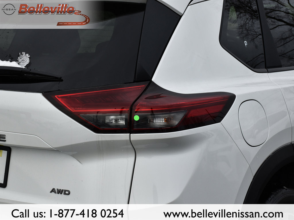 2025 Nissan Rogue in Pickering, Ontario - 9 - w1024h768px