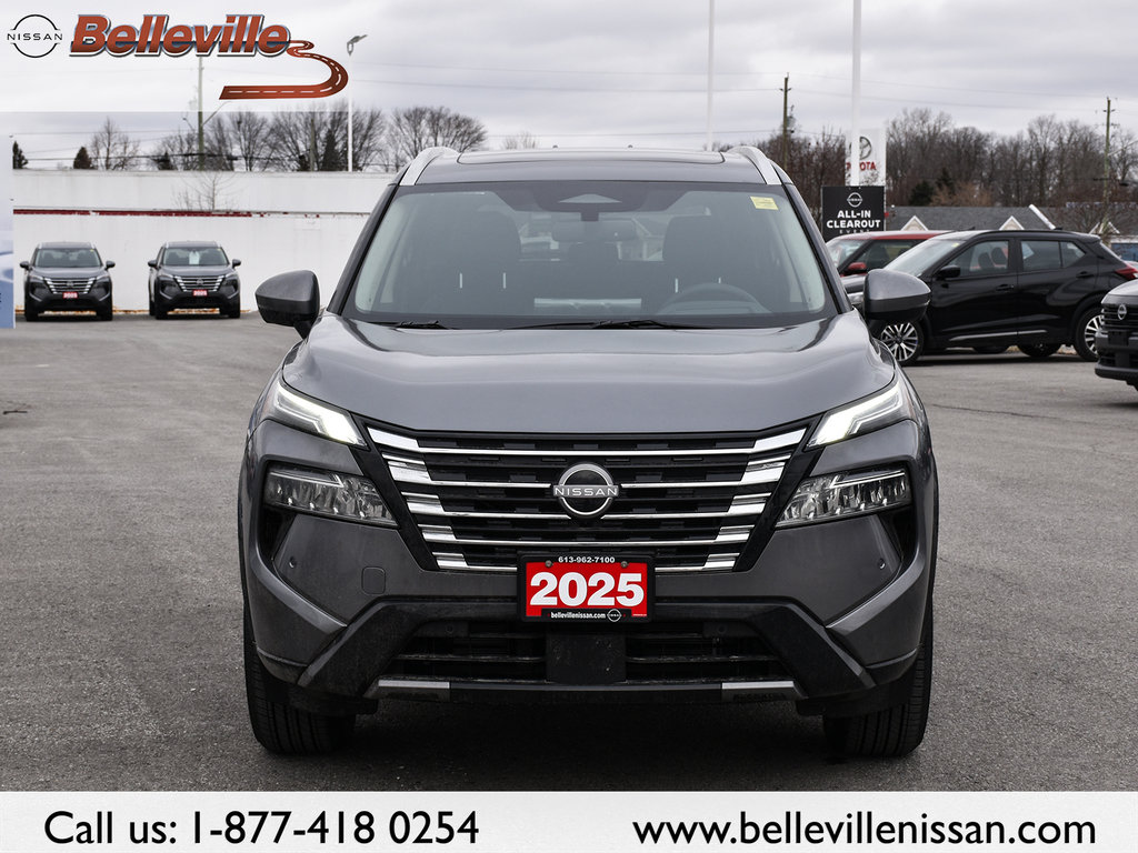 2025 Nissan Rogue in Pickering, Ontario - 2 - w1024h768px