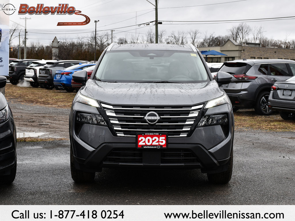 2025 Nissan Rogue in Pickering, Ontario - 2 - w1024h768px