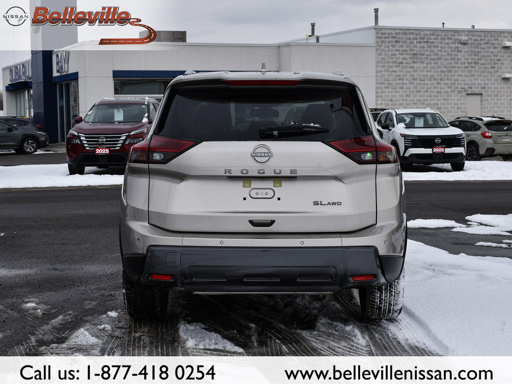 2025 Nissan Rogue in Pickering, Ontario - 7 - w1024h768px