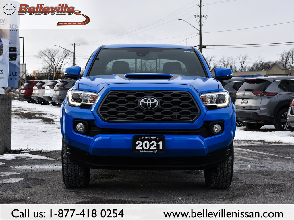 2021 Toyota Tacoma in Belleville, Ontario - 2 - w1024h768px