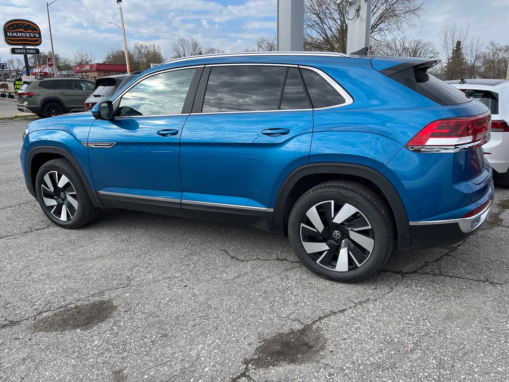 2024 Volkswagen ATLAS CROSS SPORT in Pickering, Ontario - 11 - w1024h768px