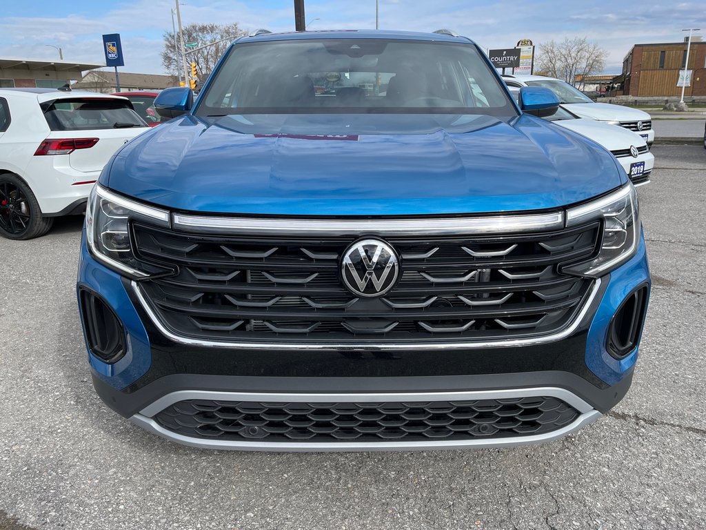 2024 Volkswagen ATLAS CROSS SPORT in Pickering, Ontario - 2 - w1024h768px