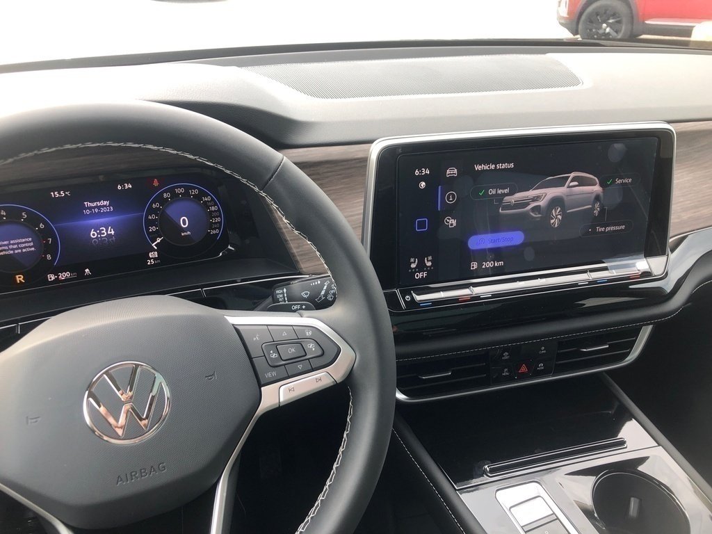 2024 Volkswagen Atlas in Pickering, Ontario - 9 - w1024h768px