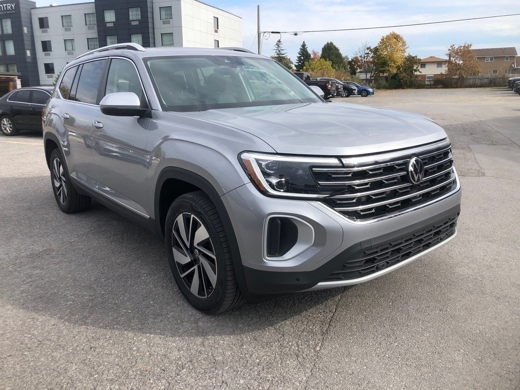 2024 Volkswagen Atlas in Pickering, Ontario - 2 - w1024h768px