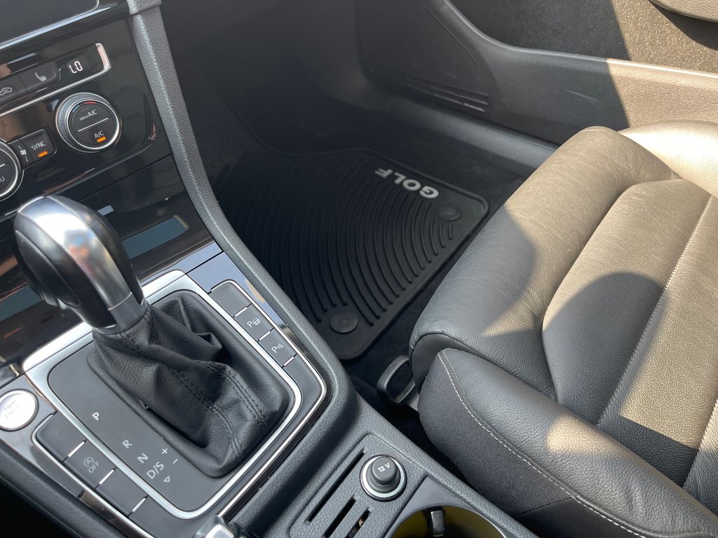 2019 Volkswagen Golf in Pickering, Ontario - 16 - w1024h768px