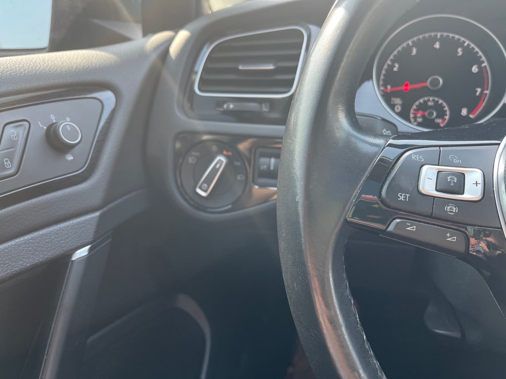 2019 Volkswagen Golf in Pickering, Ontario - 13 - w1024h768px