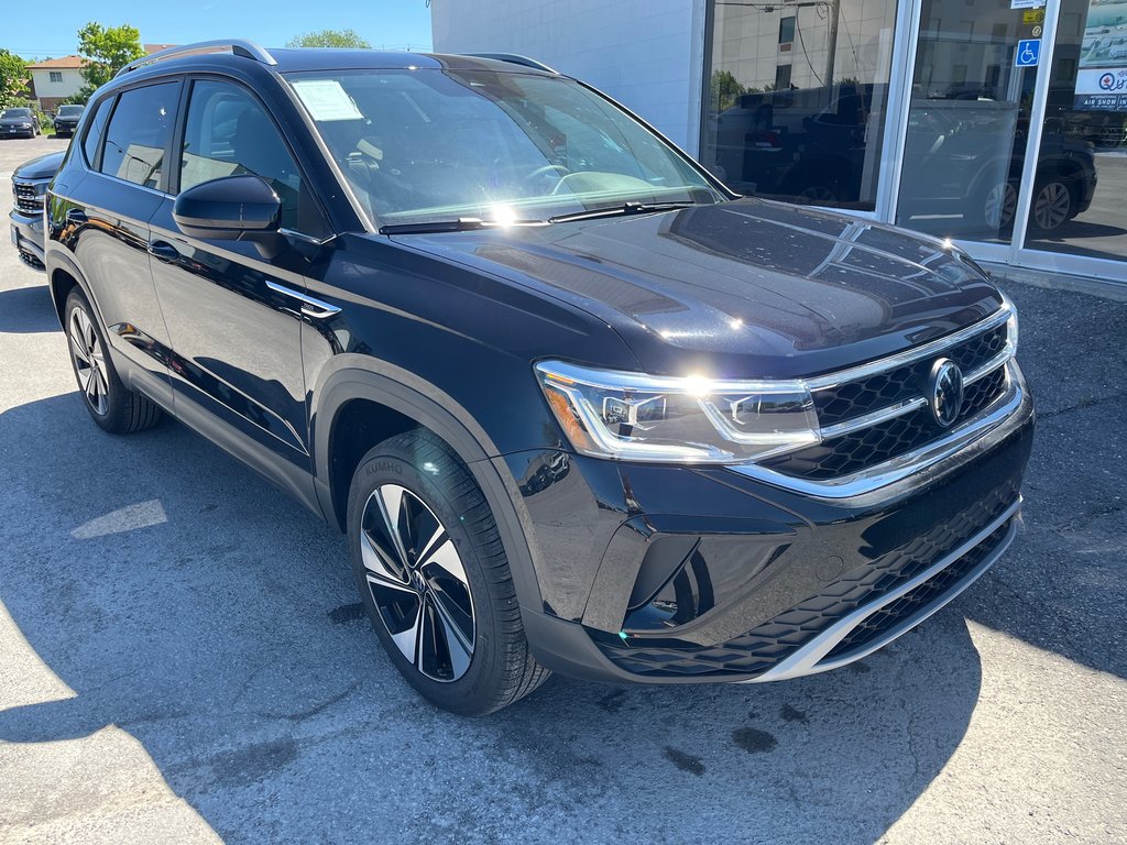 2024 Volkswagen Taos in Pickering, Ontario - 3 - w1024h768px