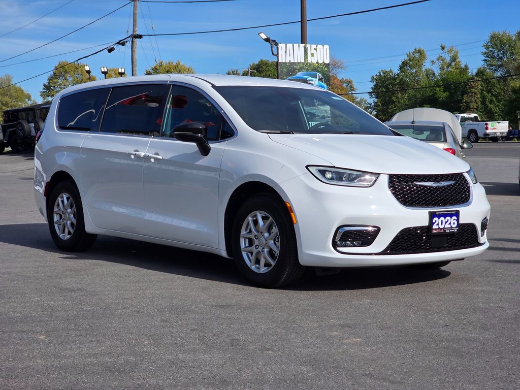 Chrysler Pacifica SELECT 2026-3