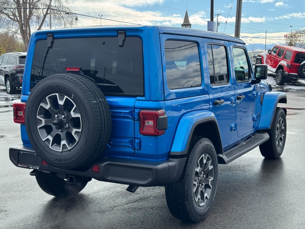 Jeep Wrangler 4-Door SAHARA 2026-2