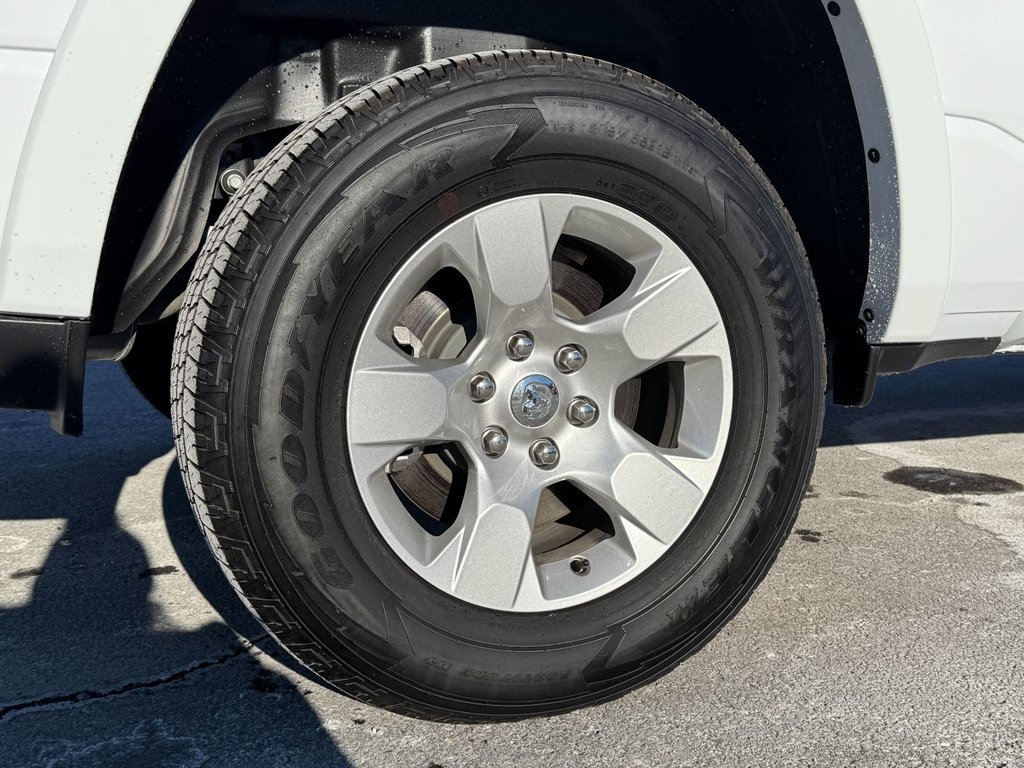 Ram 1500 BIG HORN 2025-5