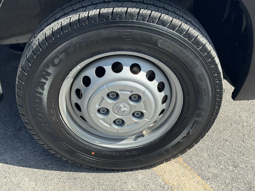 2025 Ram ProMaster Cargo Van High Roof-4