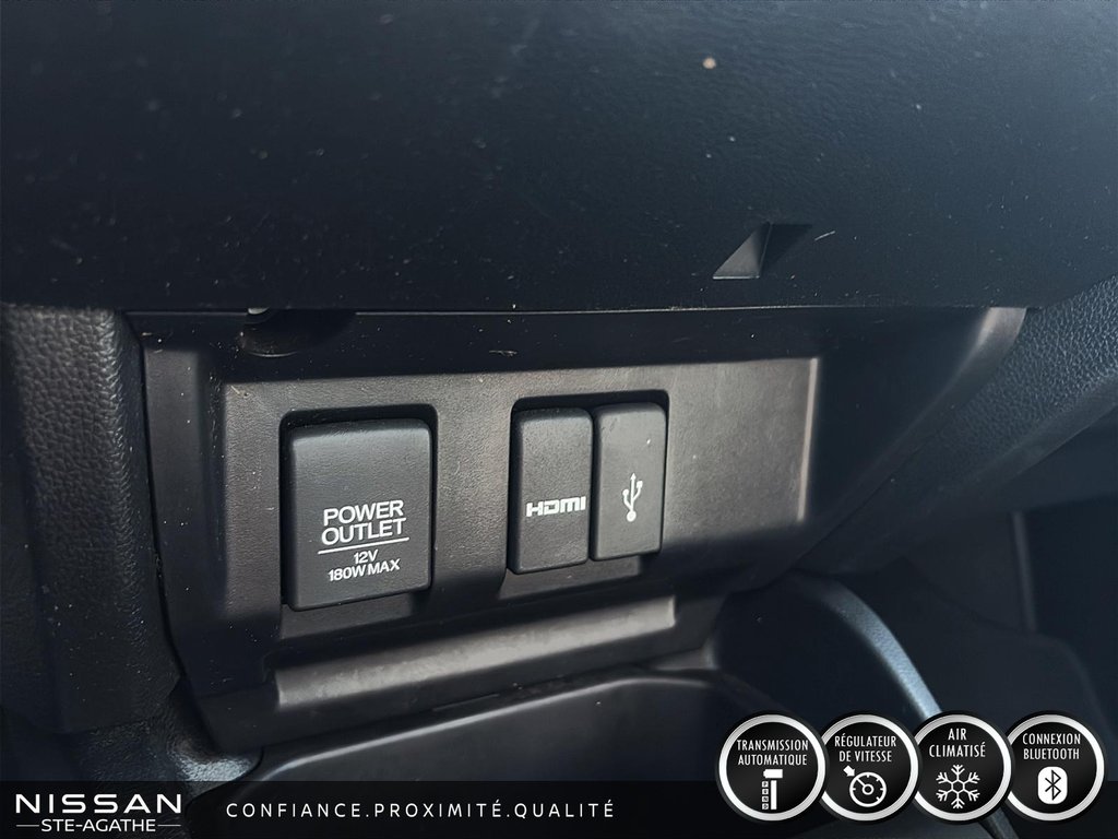 2016 Honda Fit LX in Ste-Agathe des Monts, Quebec - 22 - w1024h768px