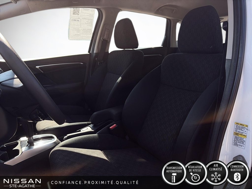 2016 Honda Fit LX in Ste-Agathe des Monts, Quebec - 8 - w1024h768px