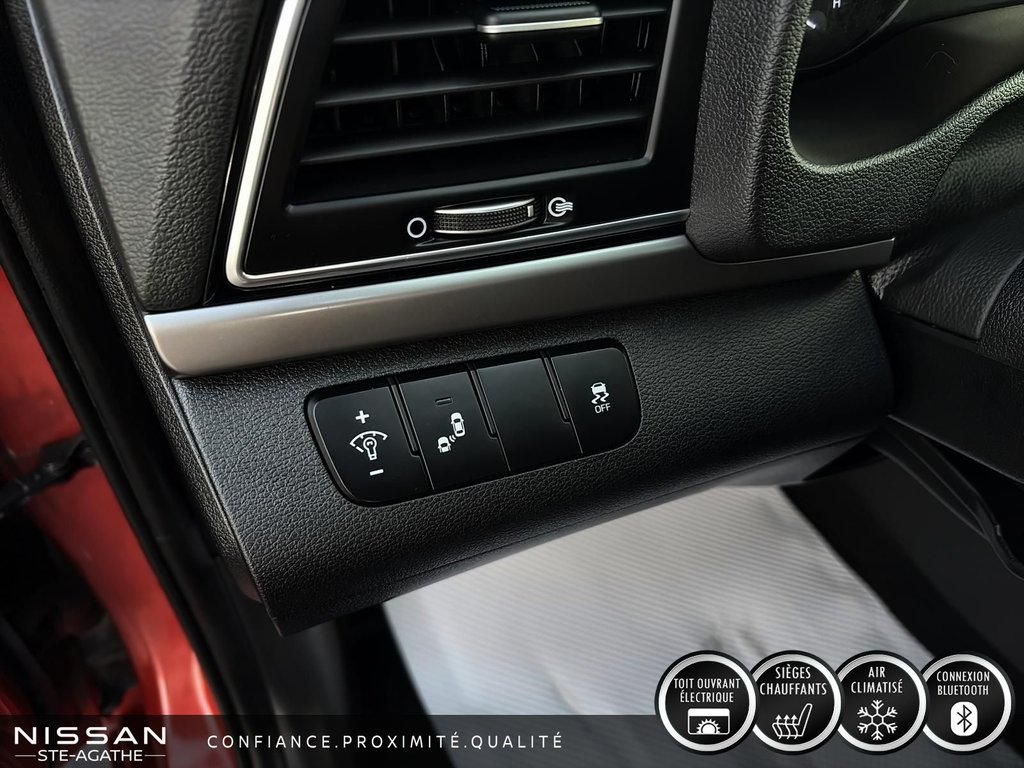 Hyundai Elantra SE TOIT OUVRANT 2017 à Ste-Agathe des Monts, Québec - 19 - w1024h768px