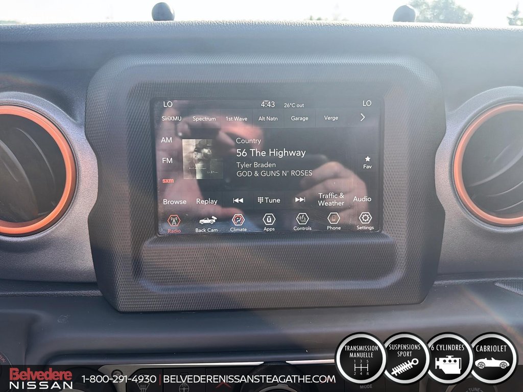 2021 Jeep Gladiator MOJAVE MANUELLE SUSPENSION FOX in Ste-Agathe des Monts, Quebec - 17 - w1024h768px