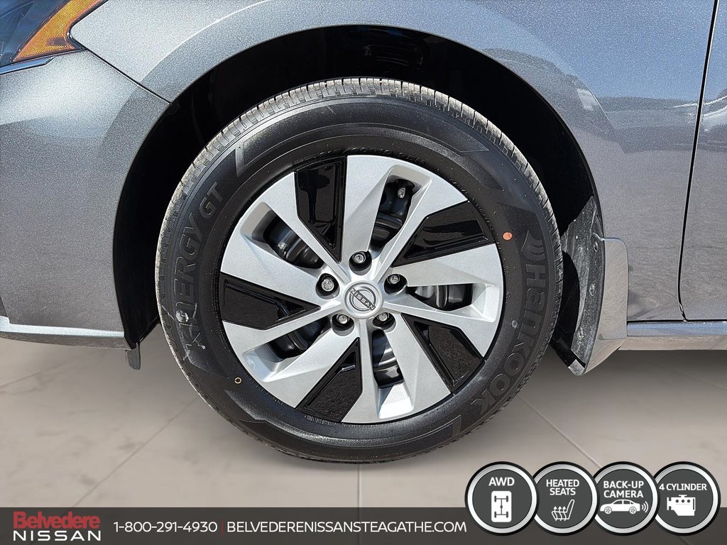 Nissan Altima S AWD 2024 à Ste-Agathe des Monts, Québec - 7 - w1024h768px
