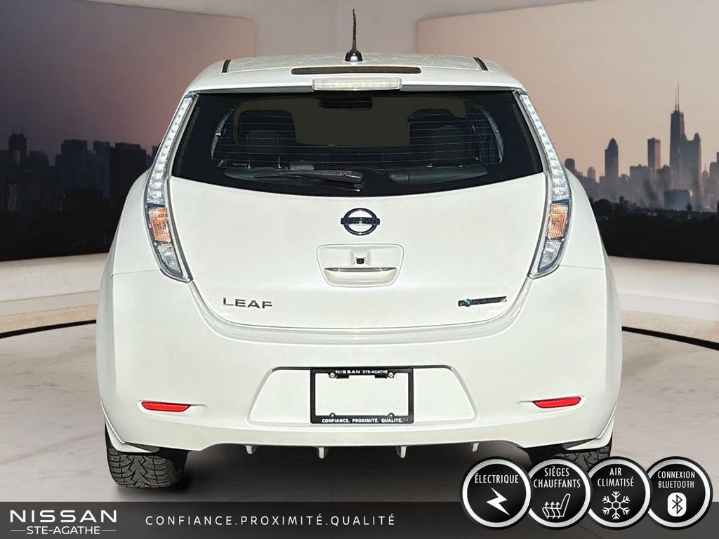 2015 Nissan Leaf SL CUIR BOSE NAVIGATION in Ste-Agathe des Monts, Quebec - 4 - w1024h768px