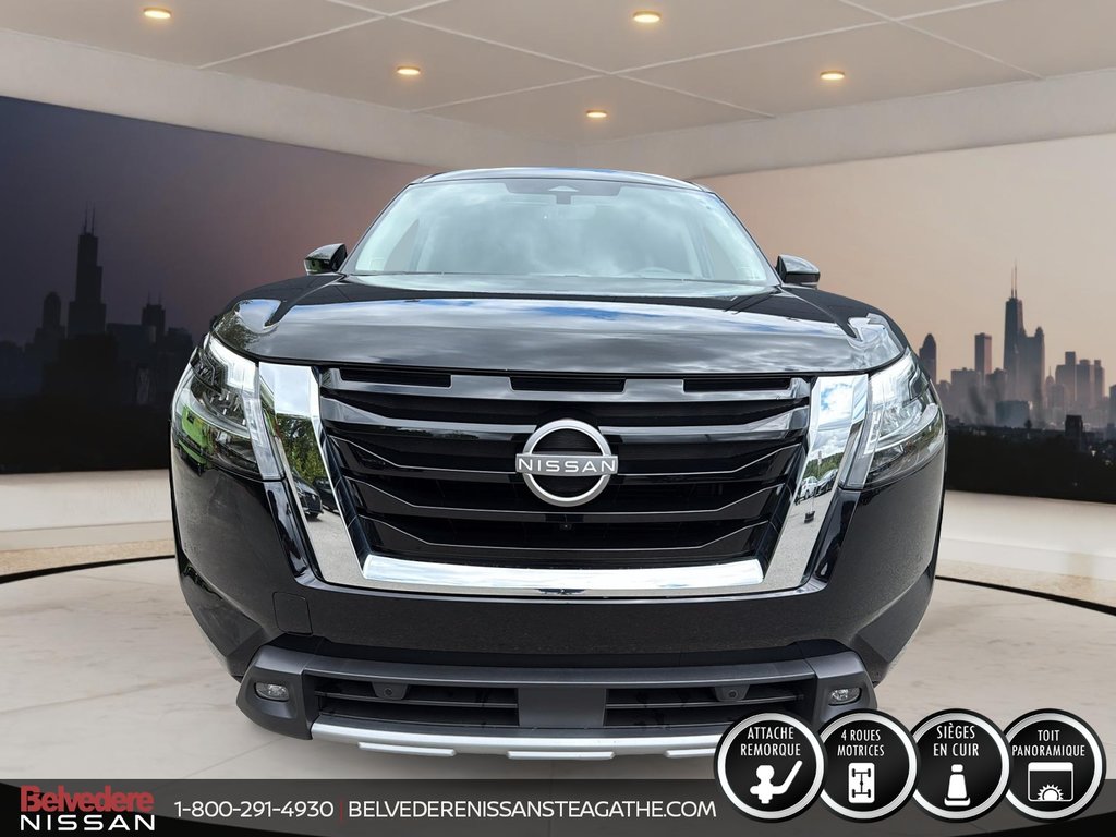 Nissan Pathfinder Platinum CUIR TOIT PANO JANTES 20PO 2024 à Ste-Agathe des Monts, Québec - 2 - w1024h768px