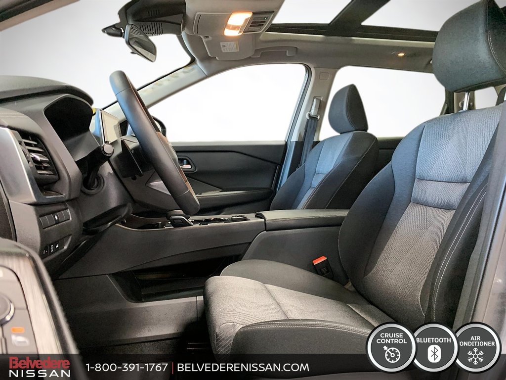 Nissan Rogue SV AWD TOIT PANO MAGS CAMERA 2025 à Saint-Jérôme, Québec - 9 - w1024h768px