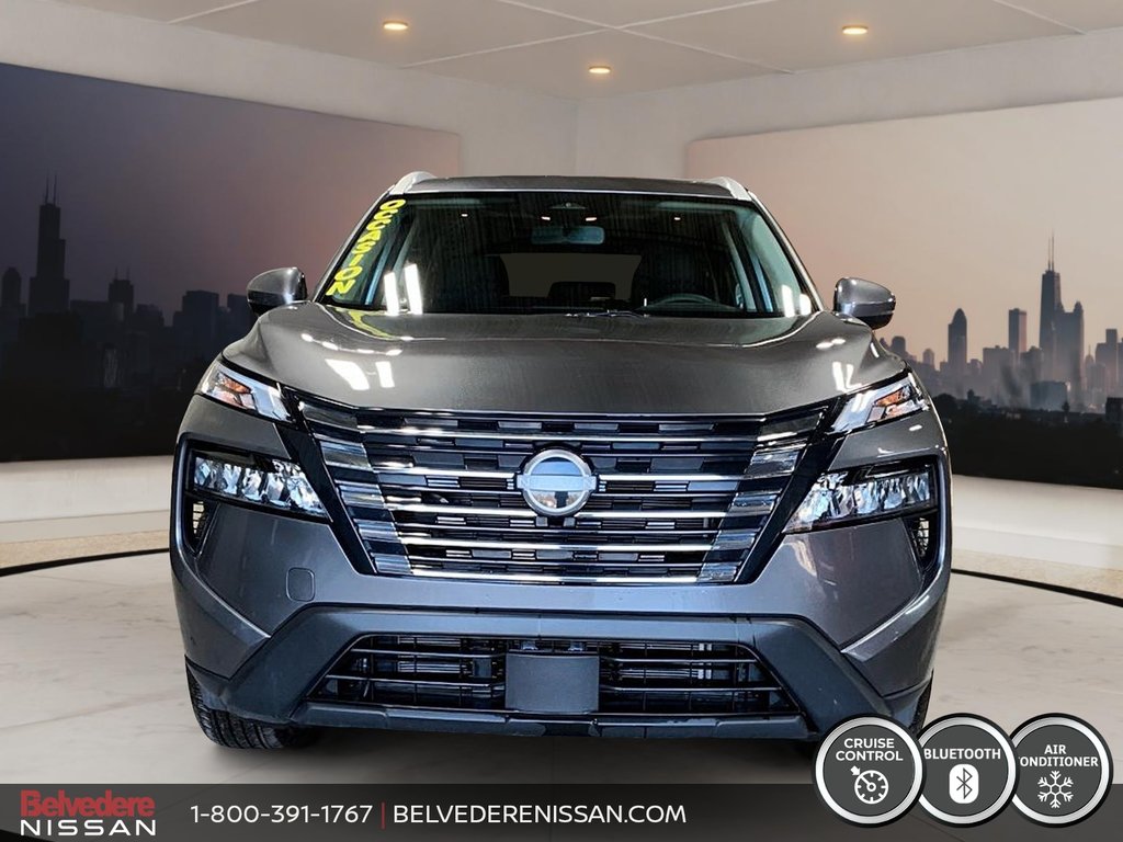 Nissan Rogue SV AWD TOIT PANO MAGS CAMERA 2025 à Saint-Jérôme, Québec - 2 - w1024h768px