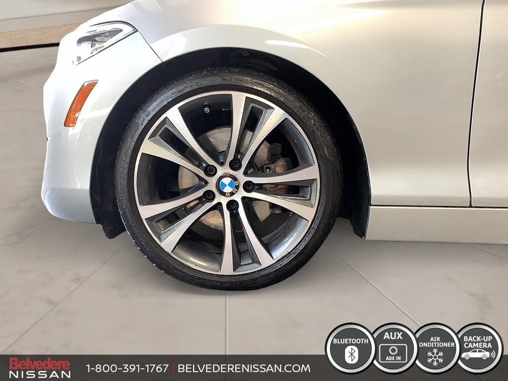 BMW 2 Series 228i xDrive DÉCAPOTABLE MAGS CUIR BLUETOOTH CAMÉRA 2015 à Saint-Jérôme, Québec - 7 - w1024h768px