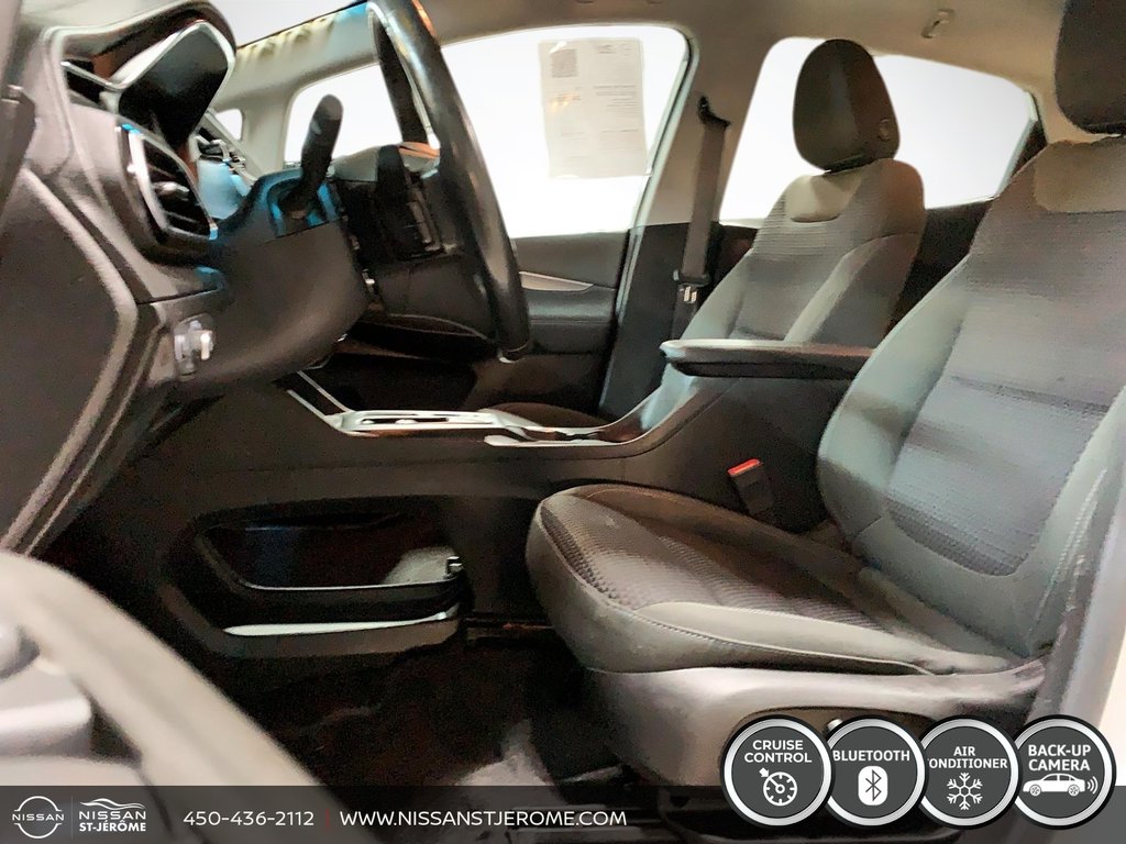 Chevrolet Bolt EV 1LT EV MAGS NOIR CRUISE CAMÉRA BLUETOOTH AUDIO + 2023 à Charlemagne, Québec - 9 - w1024h768px