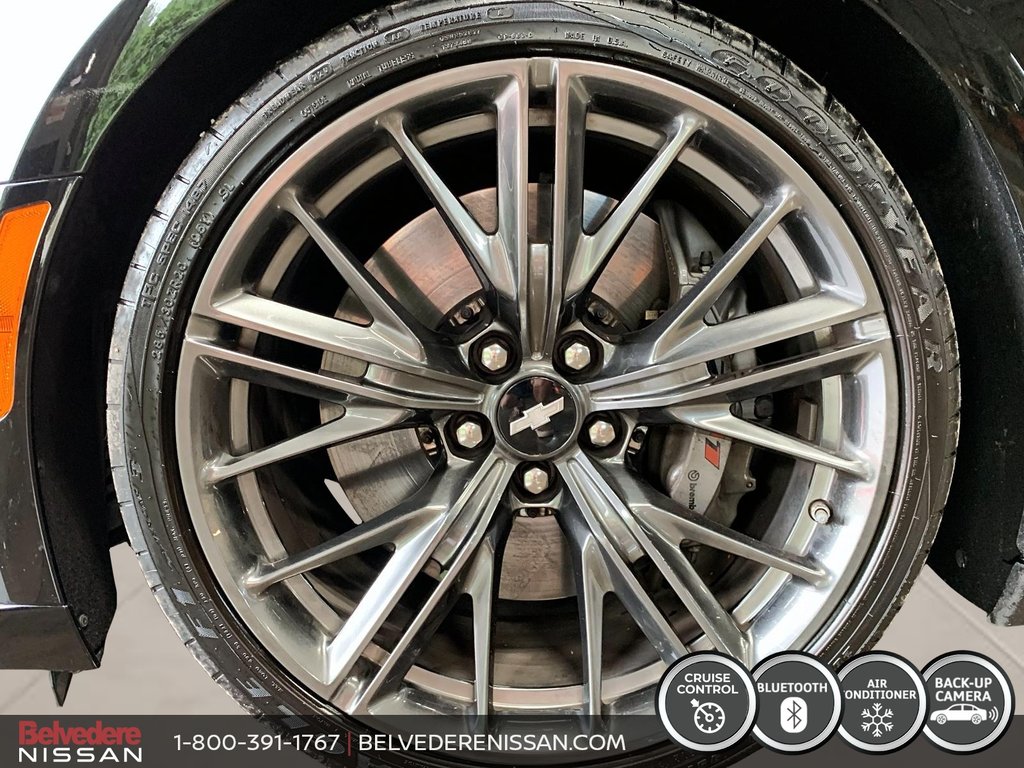 2019 Chevrolet Camaro ZL1  DÉCAPOTABLE V8 6.2L SURALIMENTÉ 650HP in Saint-Jérôme, Quebec - 7 - w1024h768px