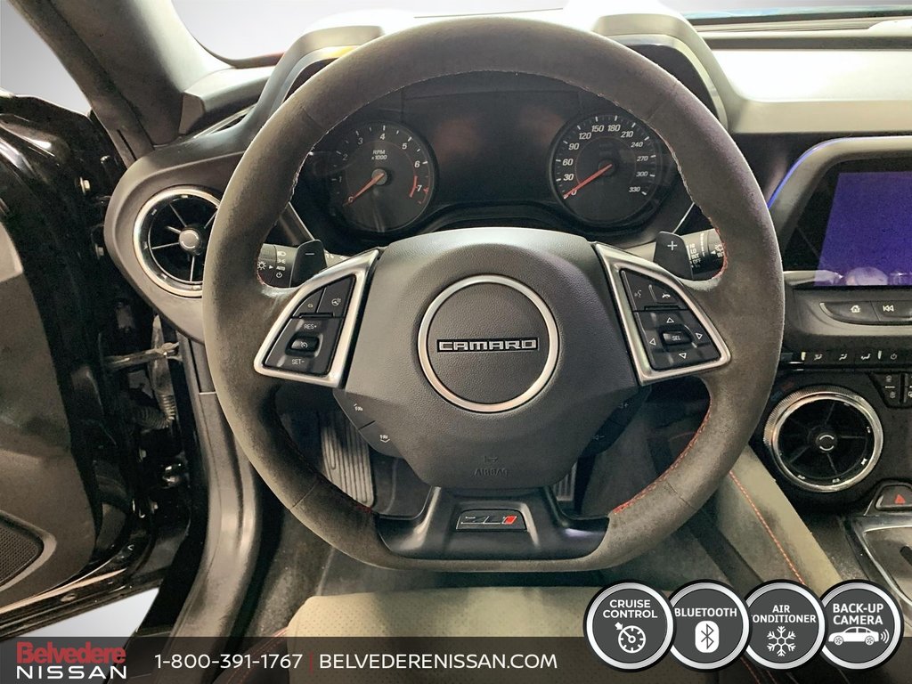 2019 Chevrolet Camaro ZL1  DÉCAPOTABLE V8 6.2L SURALIMENTÉ 650HP in Saint-Jérôme, Quebec - 11 - w1024h768px