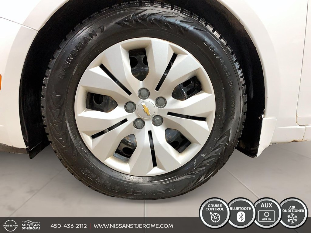 Chevrolet Cruze 1LT A/C BLUETOOTH *ECONOMIQUE* PNEUS HIVERS & ÉTÉ 2014 à Saint-Jérôme, Québec - 7 - w1024h768px