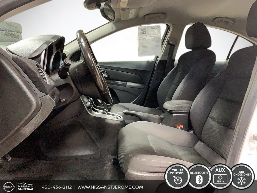 Chevrolet Cruze 1LT A/C BLUETOOTH *ECONOMIQUE* PNEUS HIVERS & ÉTÉ 2014 à Saint-Jérôme, Québec - 9 - w1024h768px