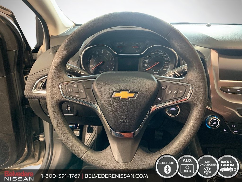 Cruze LT HAYON MAGS BLUETOOTH A/C DEMARREUR A DISTANCE 2018 à Saint-Jérôme, Québec - 12 - w1024h768px