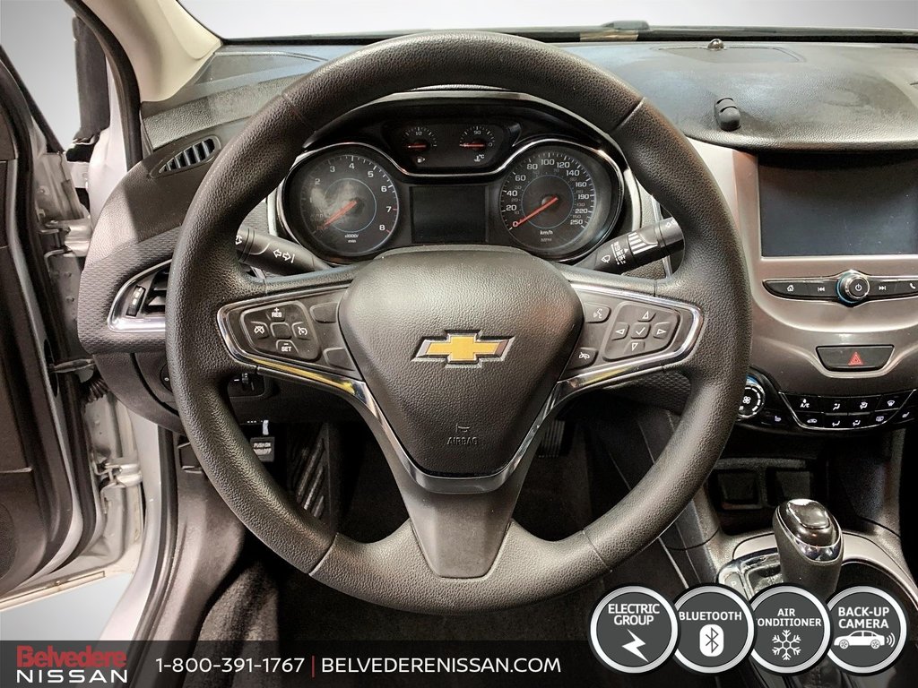 Chevrolet Cruze LT AUTOMATIQUE MAGS CAMERA BLUETOOTH A/C 2018 à Saint-Jérôme, Québec - 12 - w1024h768px