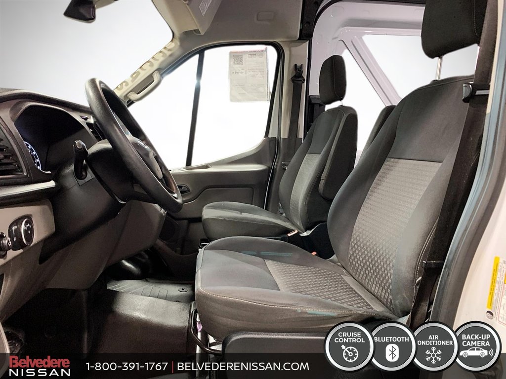 2023 Ford E-Transit Cargo Van ELECTRIQUE 68KWH 203KM AUTO CAMERA in Saint-Jérôme, Quebec - 9 - w1024h768px
